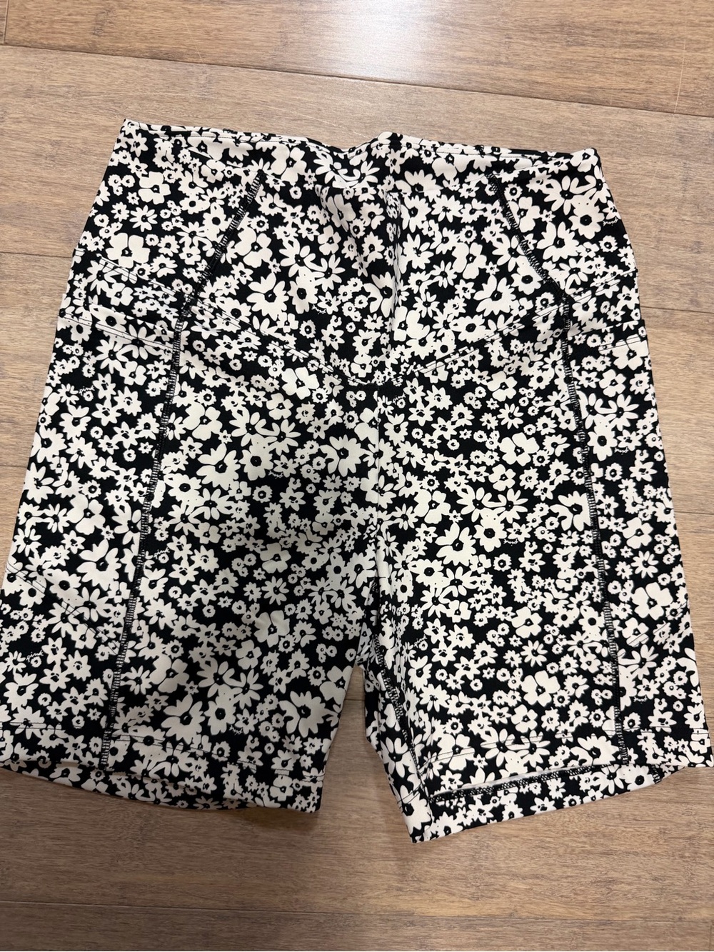 Victoria's Secret Black and White Floral Leggings Shorts